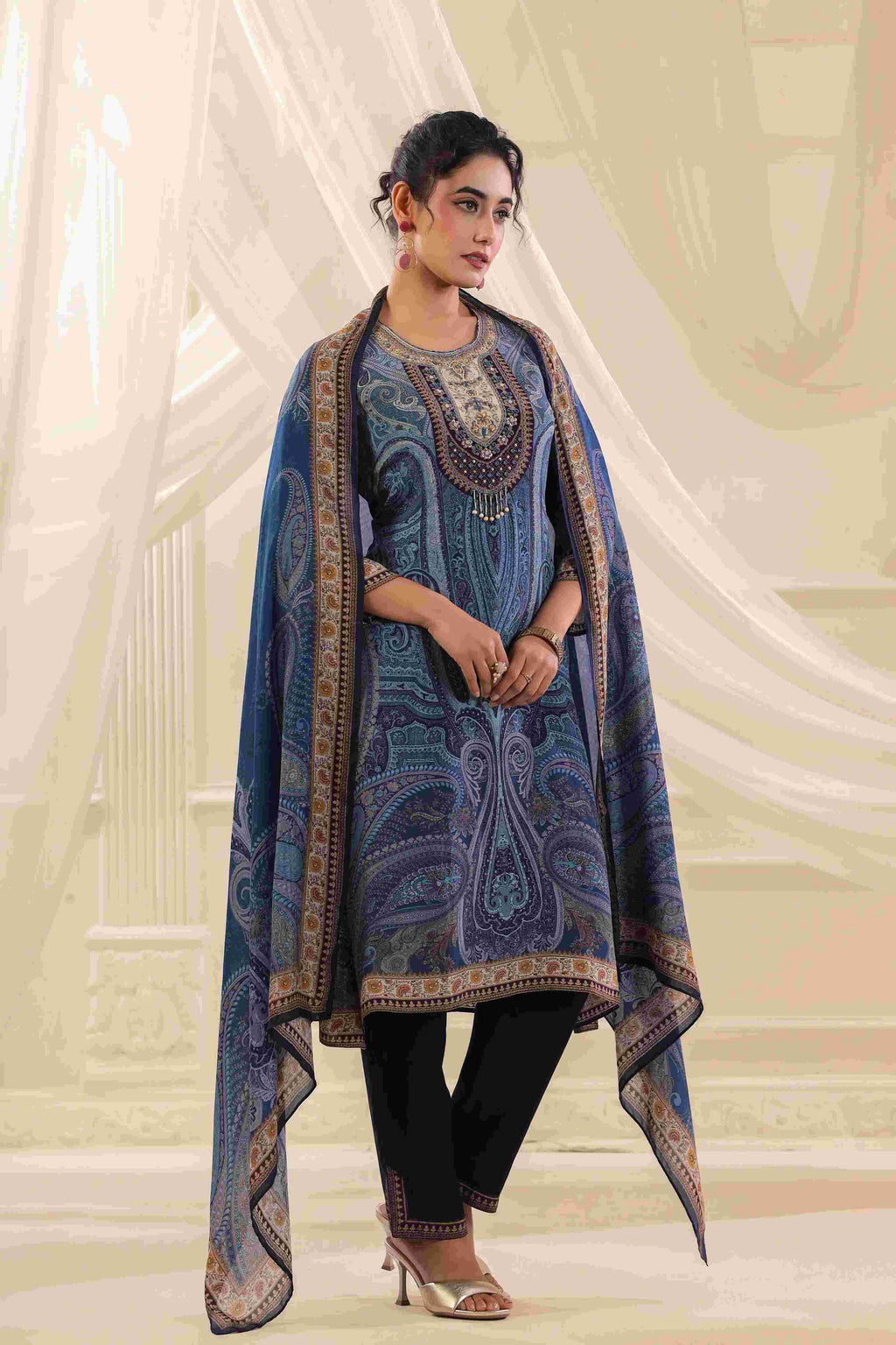 Traditional Suit Se - Blue