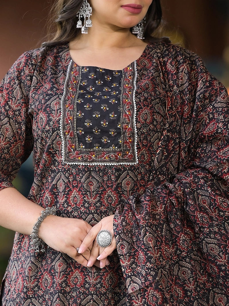 Black & Red Floral Print Straight Plus size Kurta Trouser And Dupatta Set