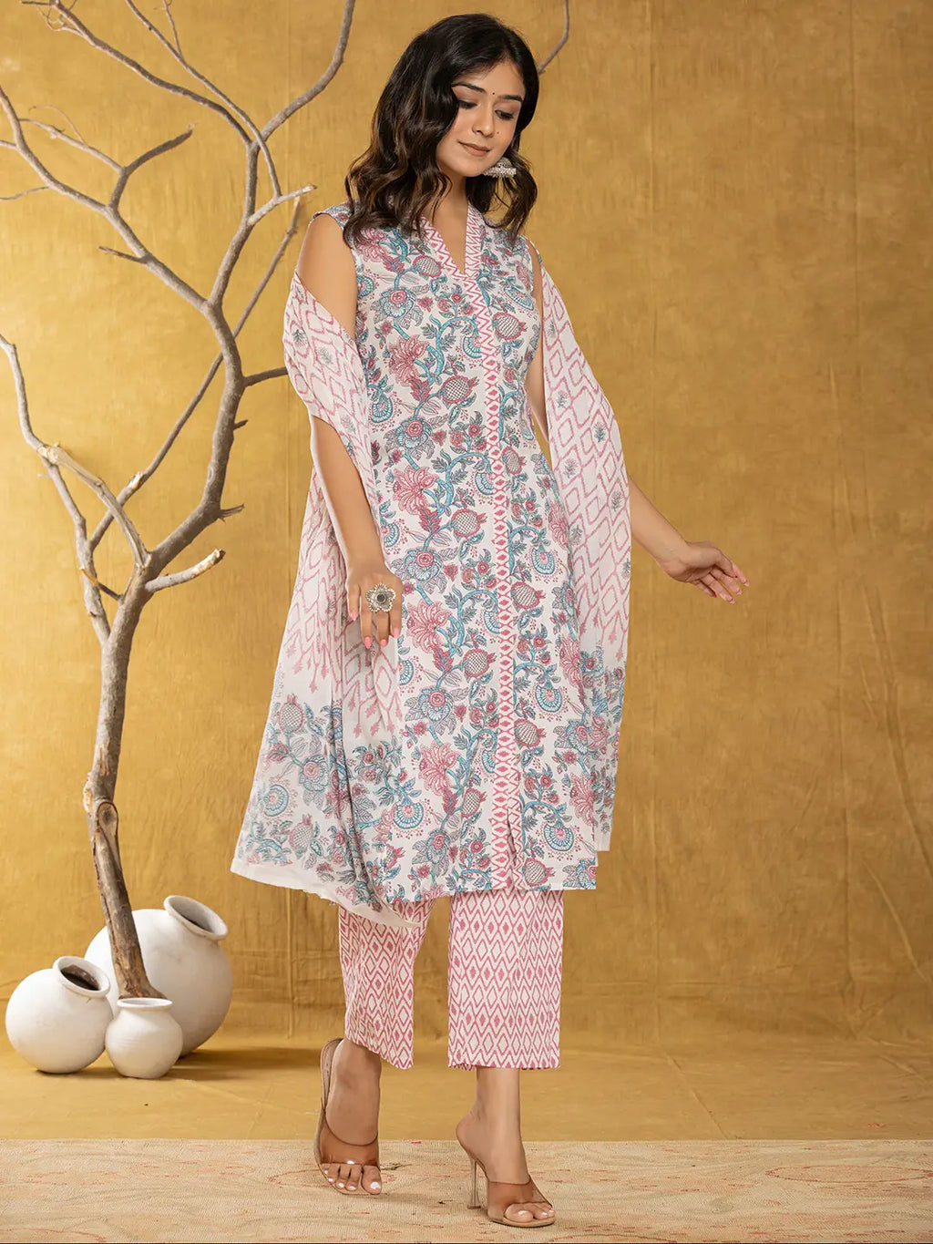 Cotton White Floral Print Kurta Dupatta Set