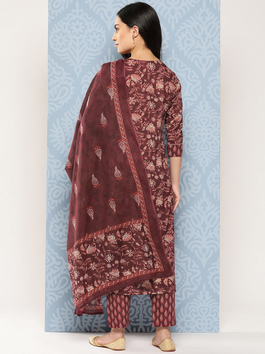 Floral Printed Regular Gotta Patti Pure Cotton Kurta with Trousers & Dupatta