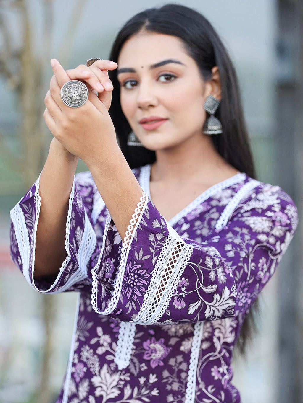 Purple pure Cotton kurta dupatta set with Thread Work detailing