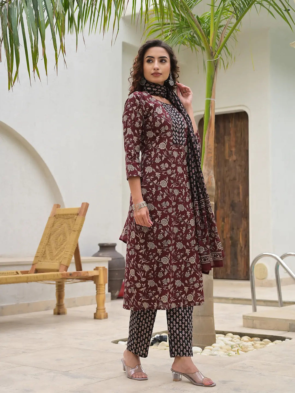 Eksilai Piping On Yoke Floral Print Maroon Cotton Kurta Set With Dupatta Set